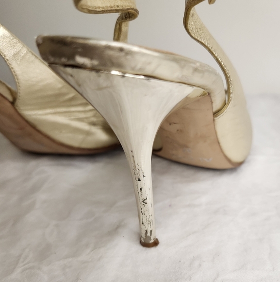 Women's Gold Slingback HighHeels - Picture 12 of 12